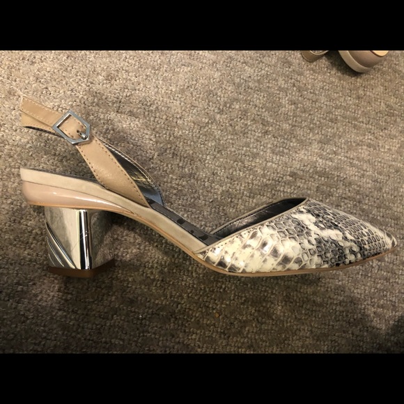 Animal print sling backs by Sam Edelman in size 7 - Picture 6 of 6